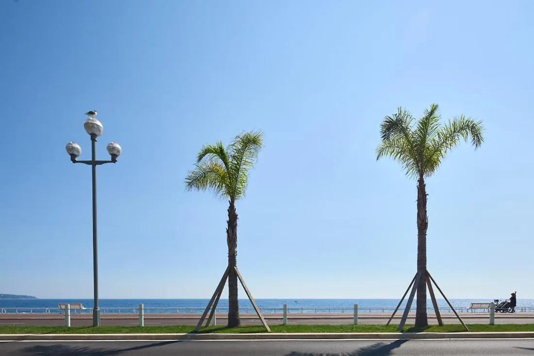 Sunlight Properties - Sky Blue - 3 Bedroom Flat With Sea View On The Promenade Des Anglais Nice 0*,  França